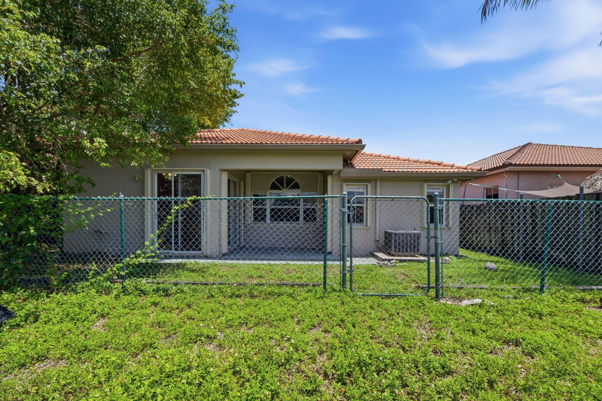 345 W Cypress Cove Circle, Davie, FL 33325 Photo