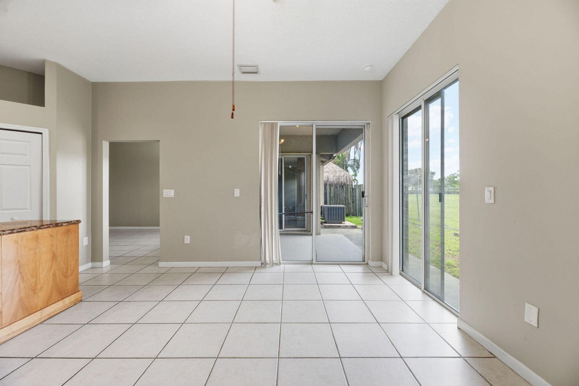345 W Cypress Cove Circle, Davie, FL 33325 Photo