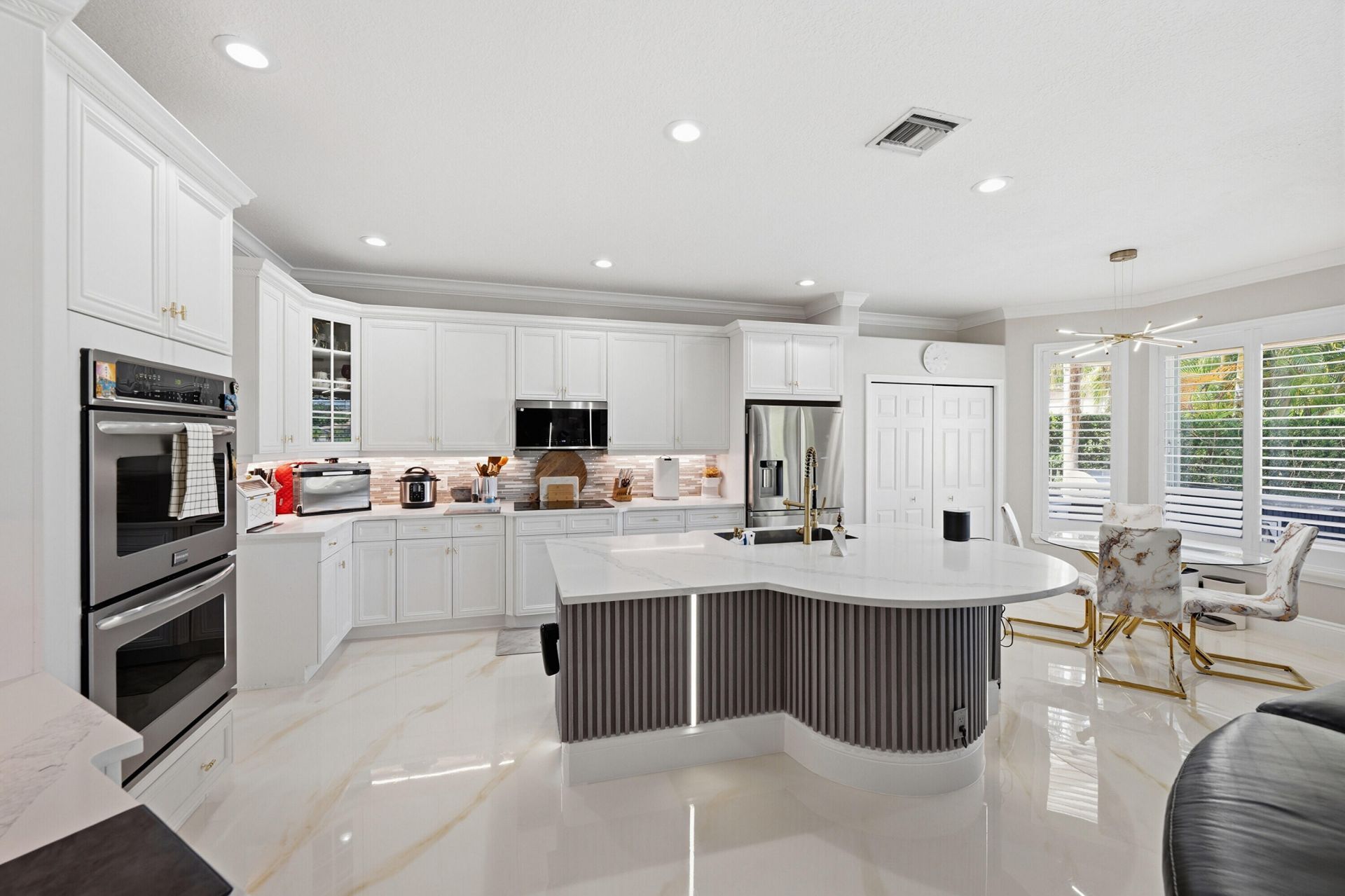 5947 NW 54th Circle, Coral Springs, FL 33067 Photo