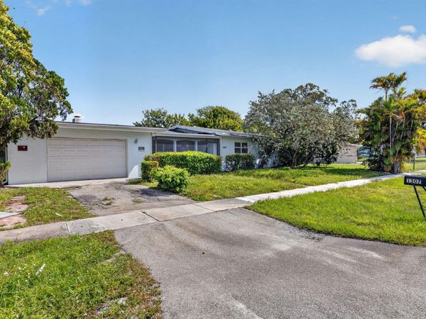 1307 NW 15th Place, Fort Lauderdale, FL 33311