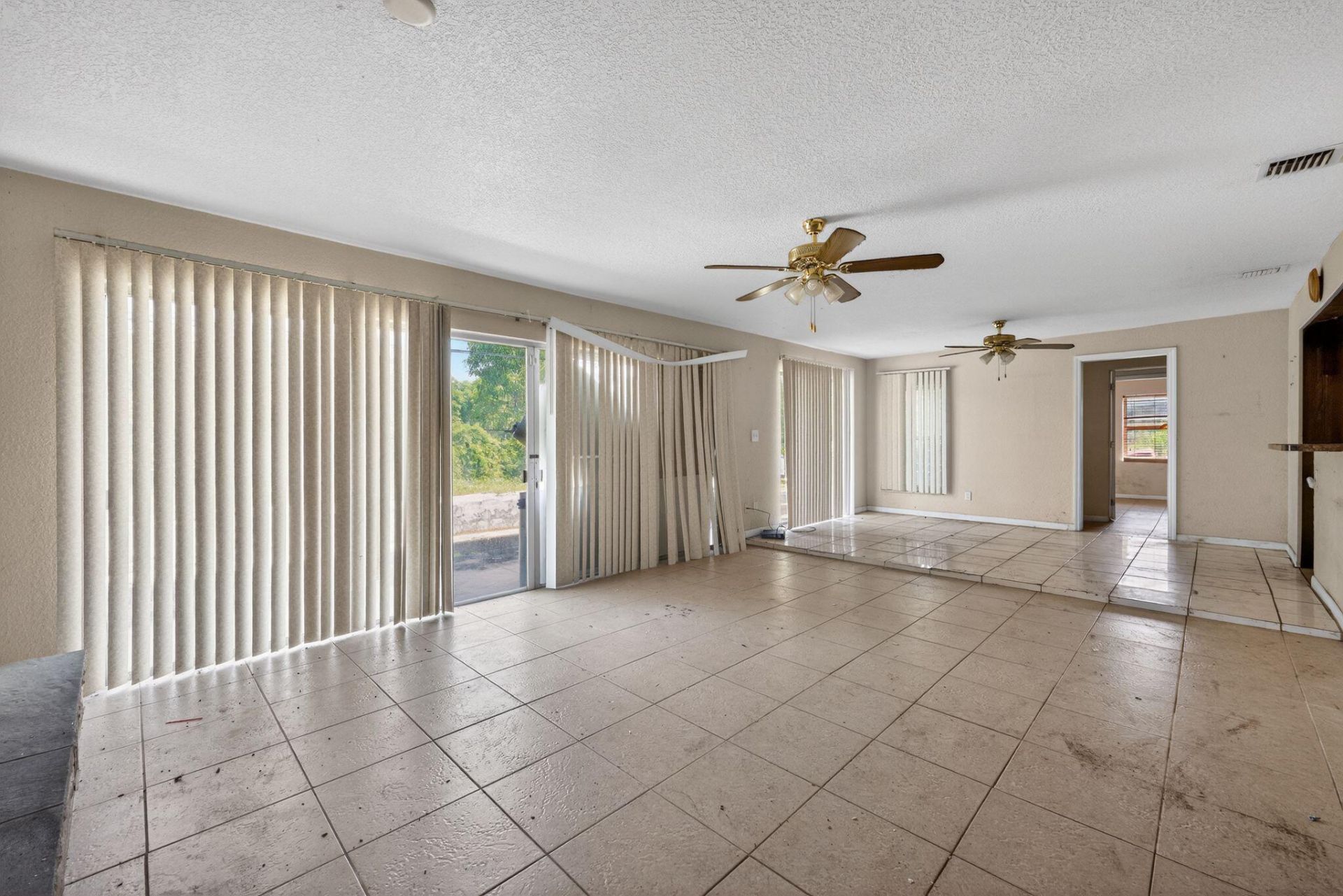 1307 NW 15th Place, Fort Lauderdale, FL 33311 Photo