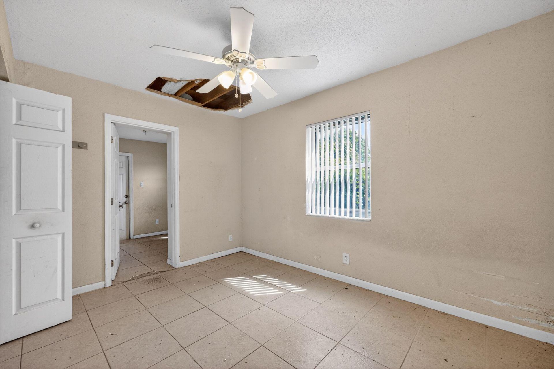 1307 NW 15th Place, Fort Lauderdale, FL 33311 Photo