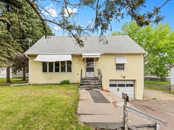6148 Upper 51st Street N, Oakdale, MN 55128