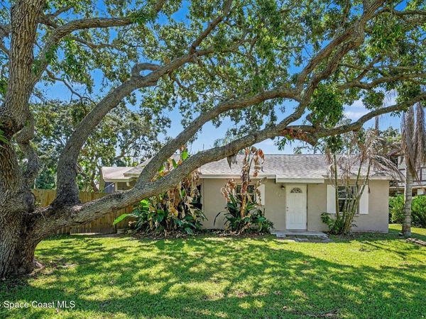 1276 Gary Drive , Merritt Island, FL 32952