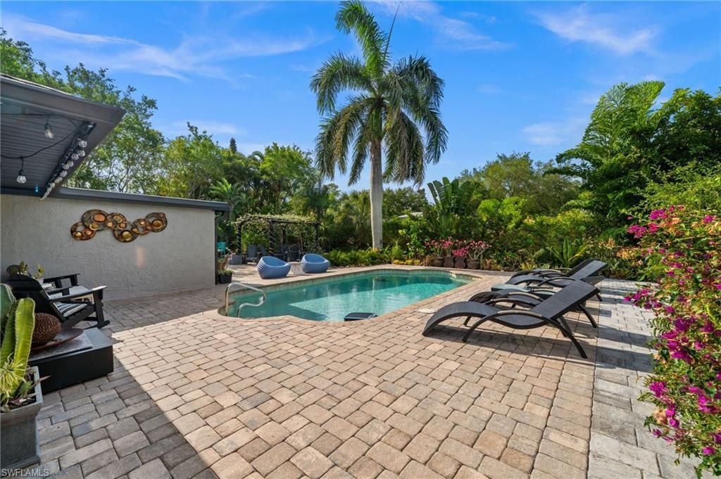 38 Willoughby Dr, Naples, FL 34110 Photo
