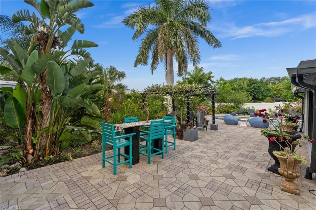 38 Willoughby Dr, Naples, FL 34110 Photo