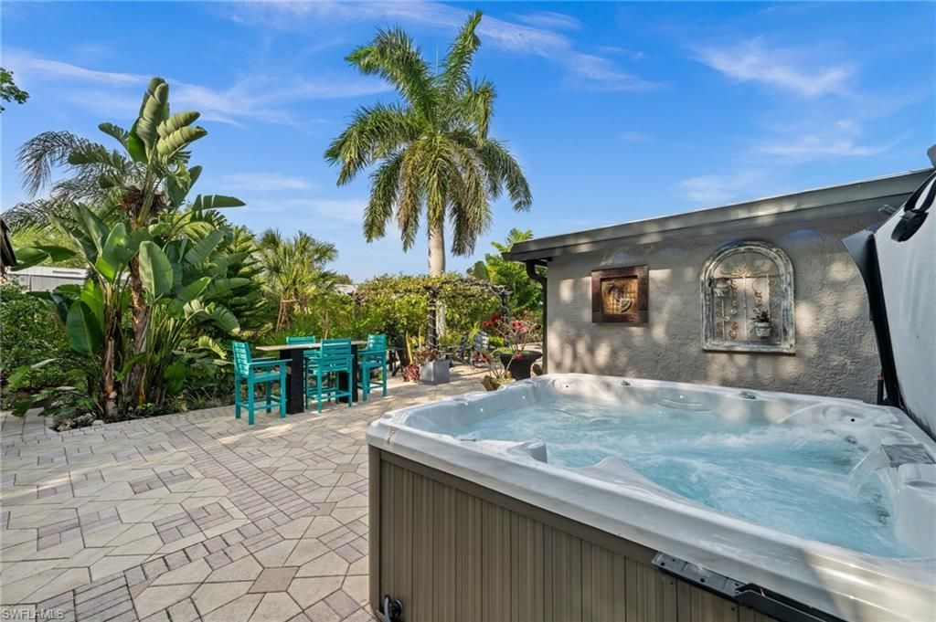 38 Willoughby Dr, Naples, FL 34110 Photo