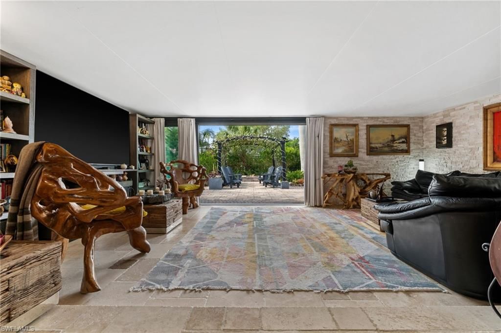 38 Willoughby Dr, Naples, FL 34110 Photo