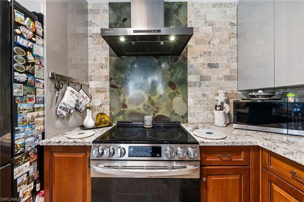 38 Willoughby Dr, Naples, FL 34110 Photo
