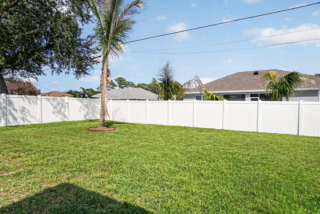 1991 SW Diamond Street, Port Saint Lucie, FL 34953 Photo