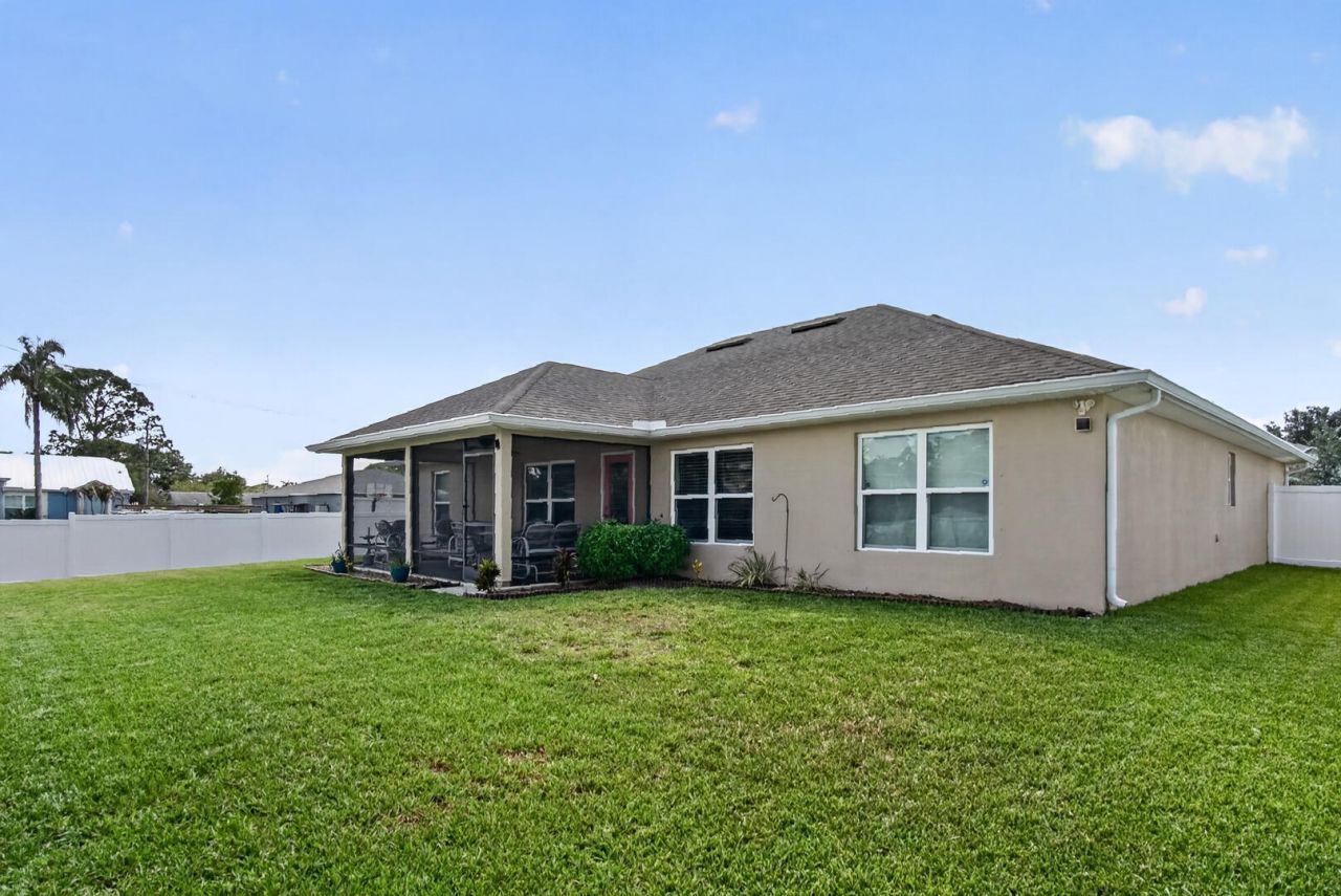 1991 SW Diamond Street, Port Saint Lucie, FL 34953 Photo