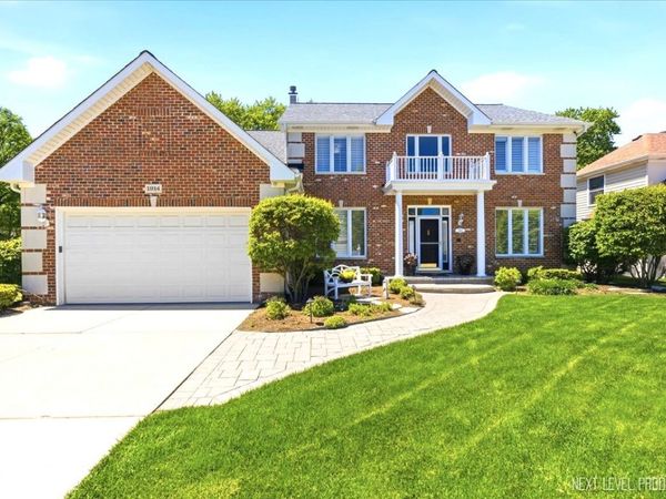 1914 N Ridge Avenue , Arlington Heights, IL 60004