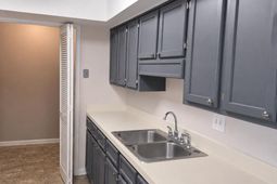 6002 Village Creek Drive  photo 4
