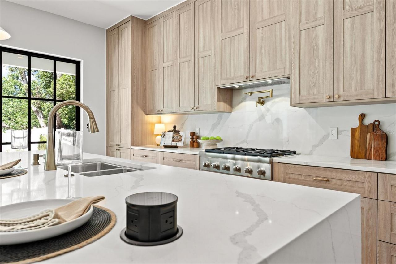 113 W Evans Street, Orlando, FL 32804 Photo
