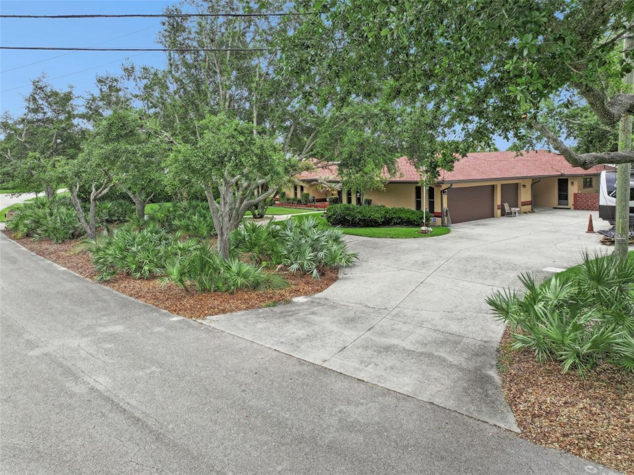 1041 Country Lake Circle, Lake Wales, FL 33898 Photo