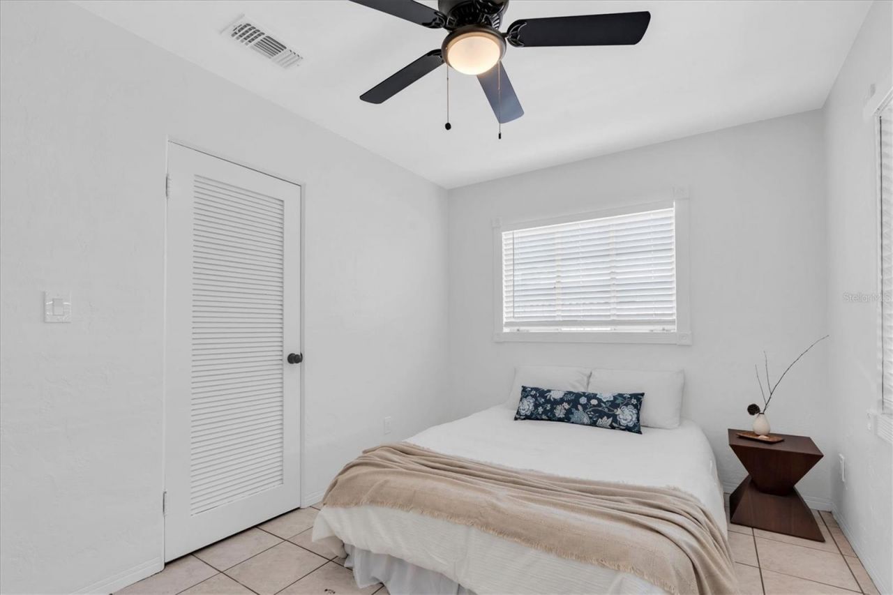 1221 53rd Avenue N, Saint Petersburg, FL 33703 Photo