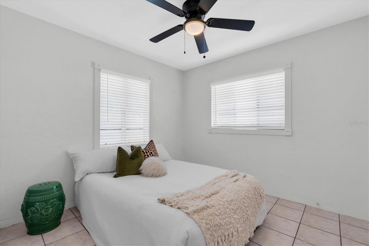 1221 53rd Avenue N, Saint Petersburg, FL 33703 Photo