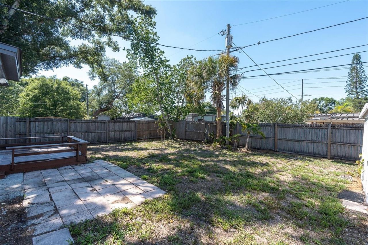 1221 53rd Avenue N, Saint Petersburg, FL 33703 Photo