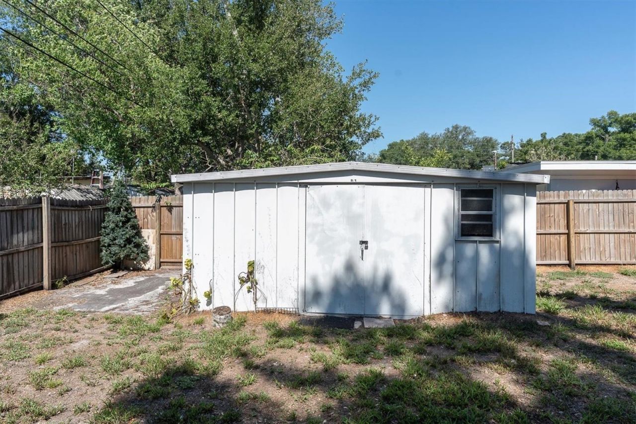 1221 53rd Avenue N, Saint Petersburg, FL 33703 Photo