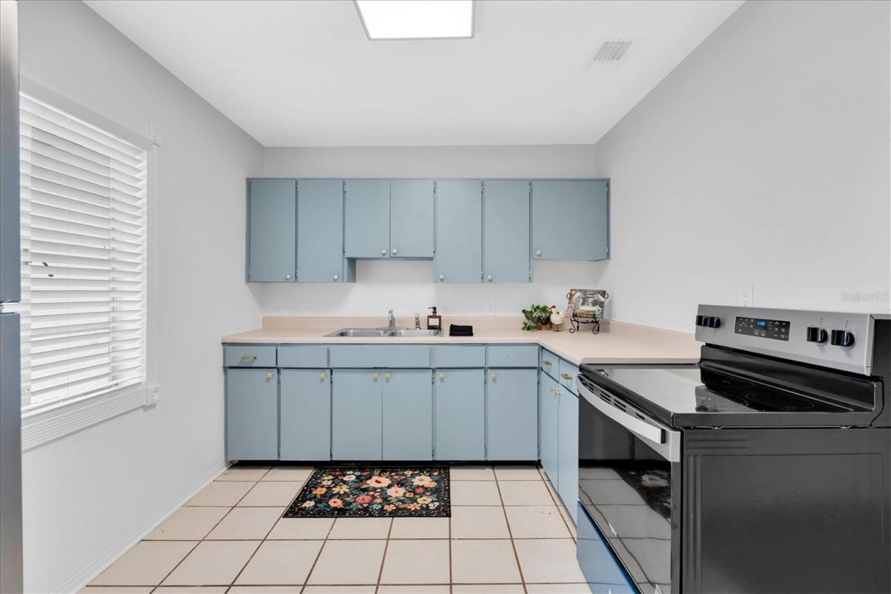 1221 53rd Avenue N, Saint Petersburg, FL 33703 Photo