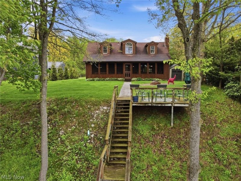 1537 Lake Crest Drive, Roaming Shores, OH 44084 Photo 10