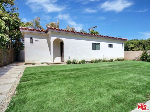 1924 Granville , Los Angeles, CA 90025