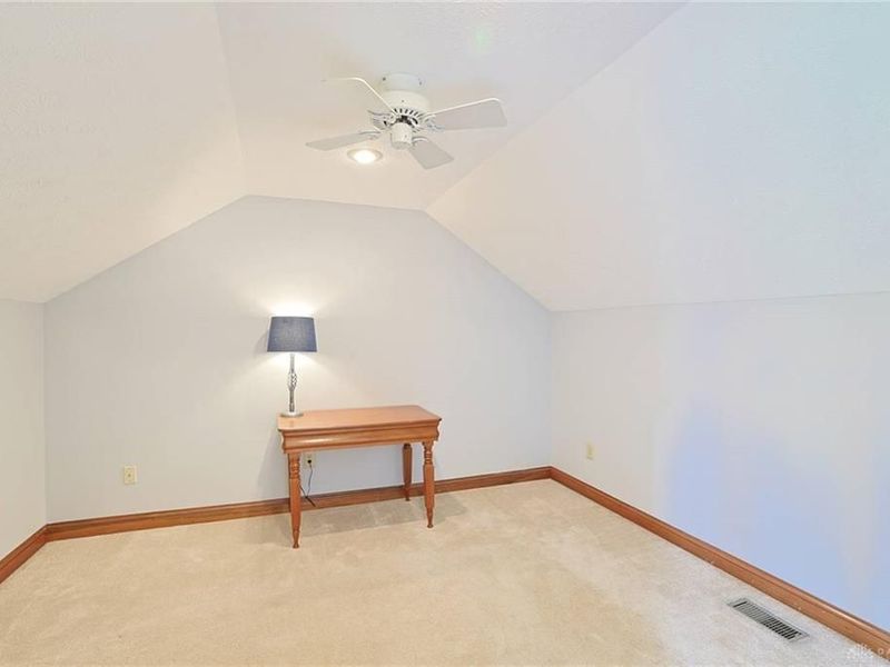 638 Primrose Lane, Tipp City, OH 45371 Photo 26