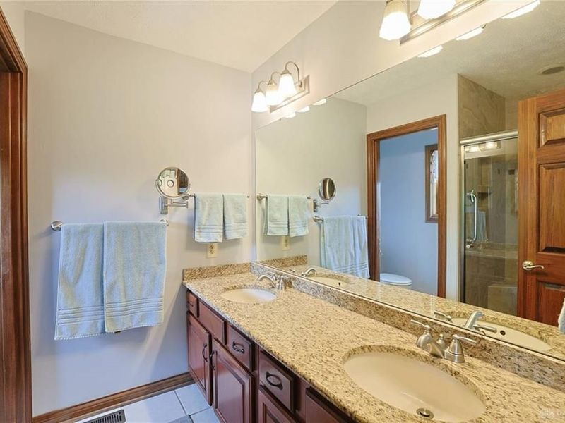 638 Primrose Lane, Tipp City, OH 45371 Photo 28