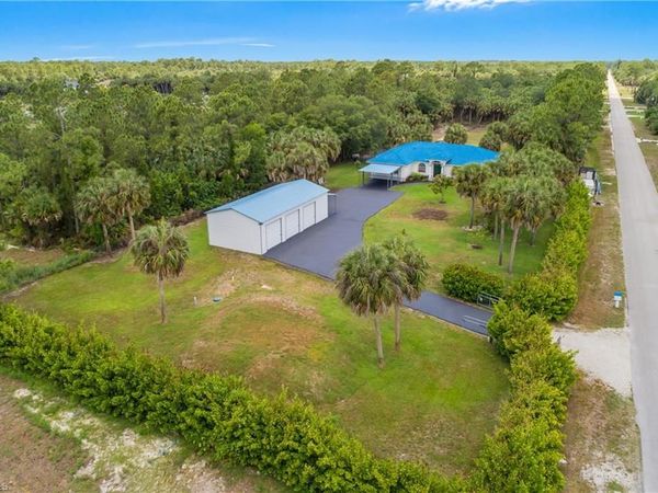 104 12th AVE NW, NAPLES, FL 34120