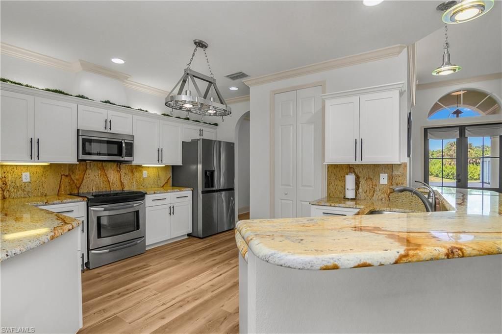 104 12th Ave Nw, Naples, FL 34120 Photo