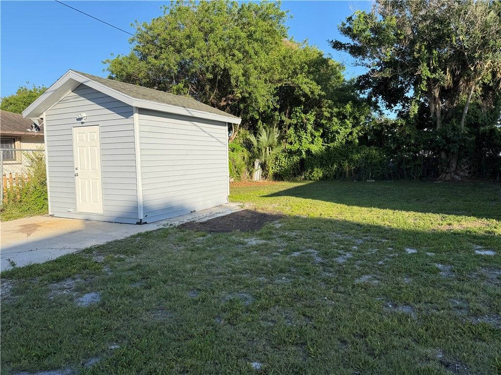 3277 SE Birch Avenue, Stuart, FL 34997 Photo