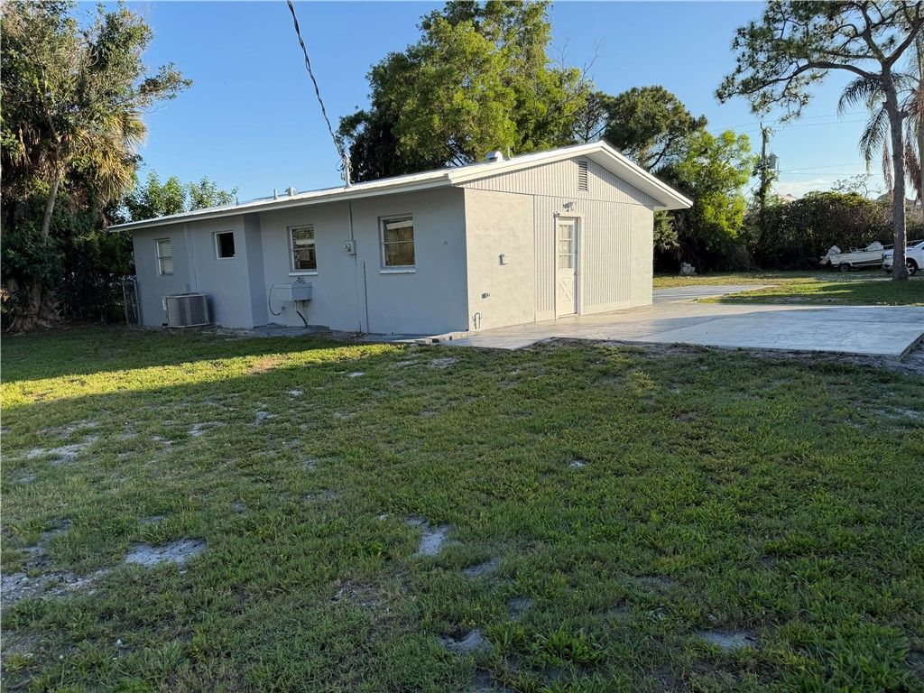 3277 SE Birch Avenue, Stuart, FL 34997 Photo