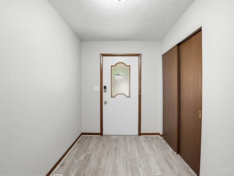 2456 Bendel Drive, Turtle Creek Twp, OH 45044 Photo 5
