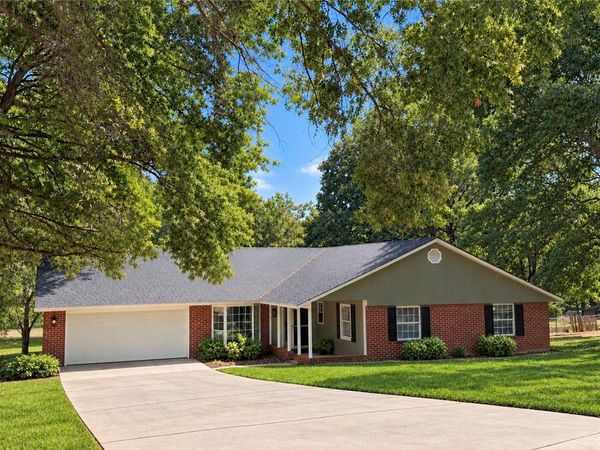 2560 Orchard Hill Road, Siloam Springs, AR 72761