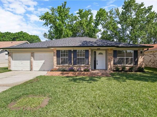 1417 ADMIRAL NELSON Drive, Slidell, LA 70461
