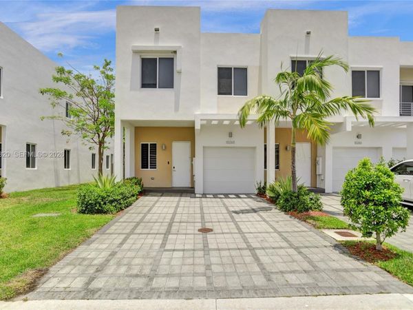 10265 NW 72nd Ter , Doral, FL 33178
