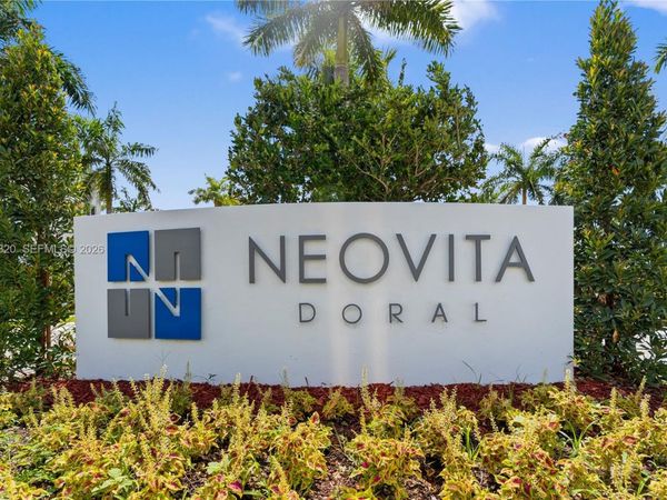 10265 NW 72nd Ter, Doral, FL 33178