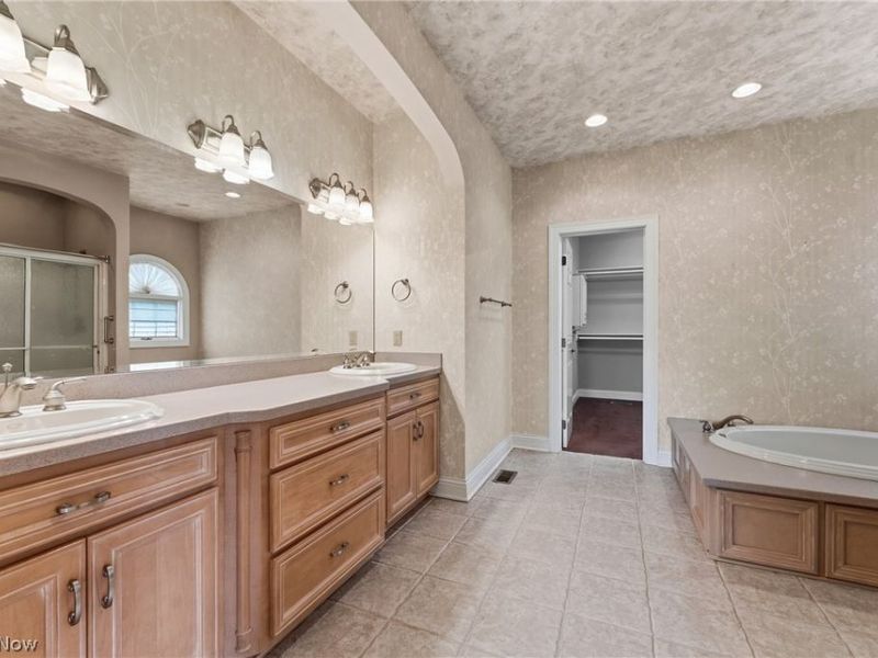 2595 Augusta Drive SE, Massillon, OH 44646 Photo 29