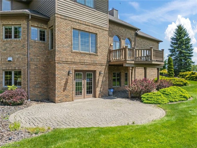 2595 Augusta Drive SE, Massillon, OH 44646 Photo 3