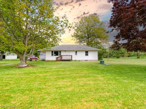 425 W Bath Road , Cuyahoga Falls, OH 44223