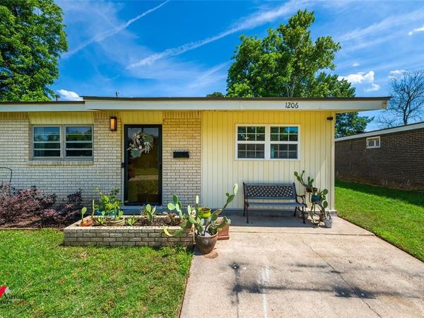 1206 Violet Avenue , Bossier City, LA 71112