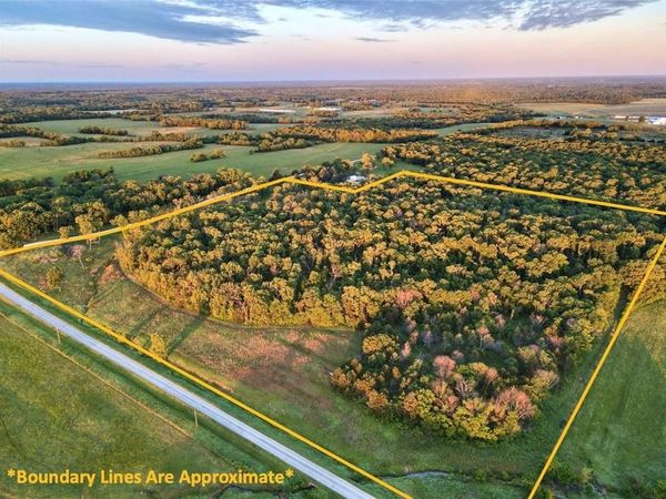 E 2100 Road, Jerico Springs, MO 64756