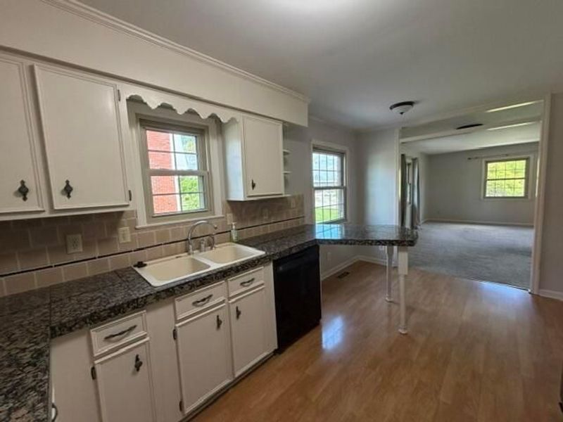 4777 Nugent Drive, Unit 4775, Columbus, OH 43220 Photo 20