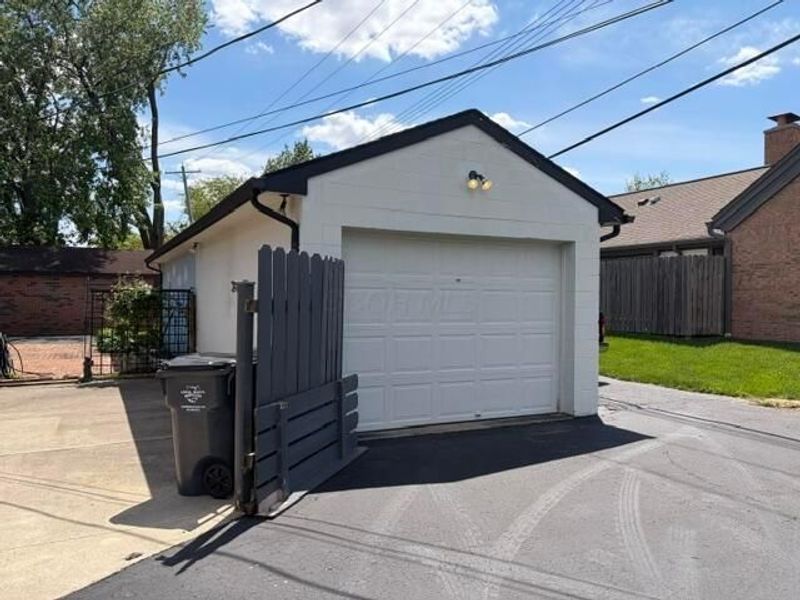 4777 Nugent Drive, Unit 4775, Columbus, OH 43220 Photo 26