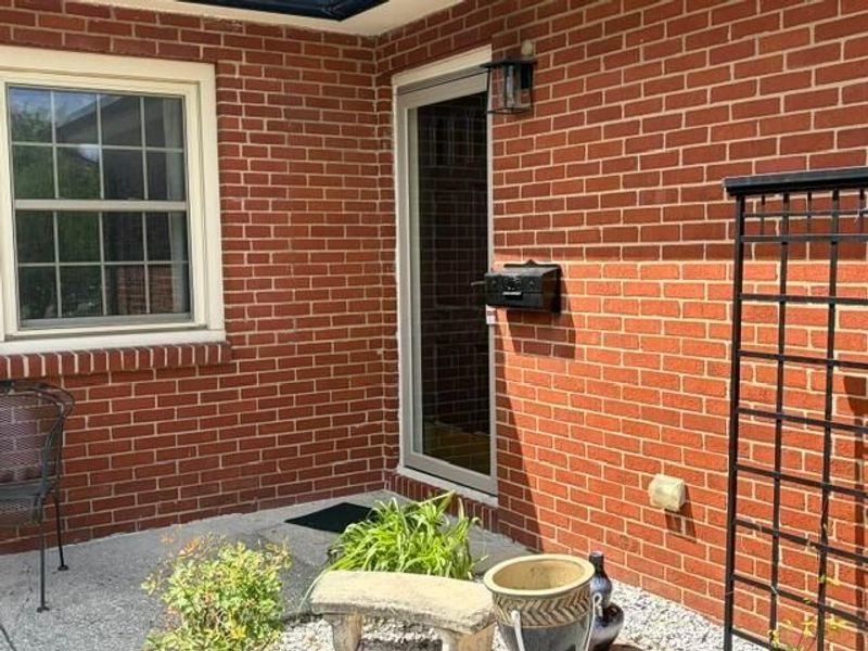 4777 Nugent Drive, Unit 4775, Columbus, OH 43220 Photo 5