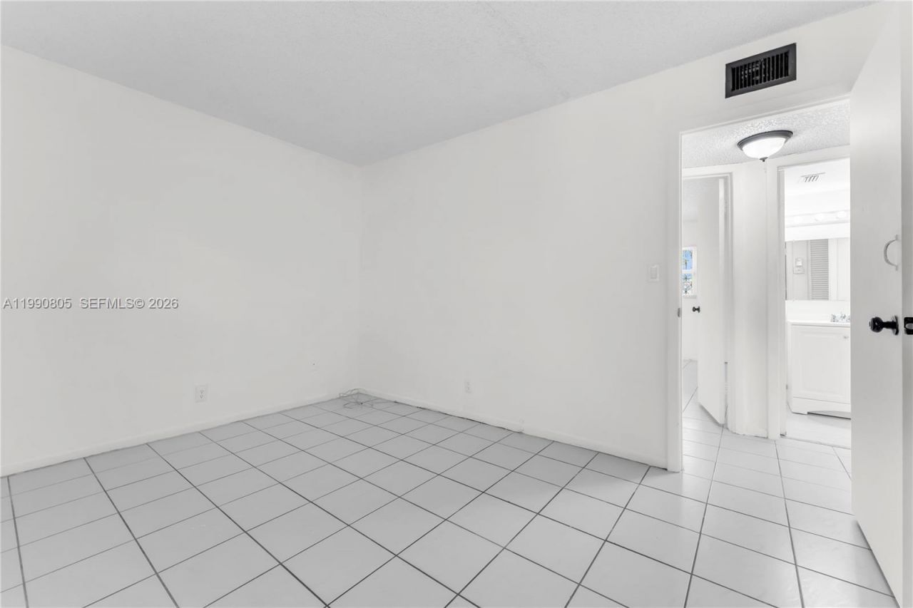 321 SW 1st Ct, Unit K-4, Pompano Beach, FL 33060 Photo