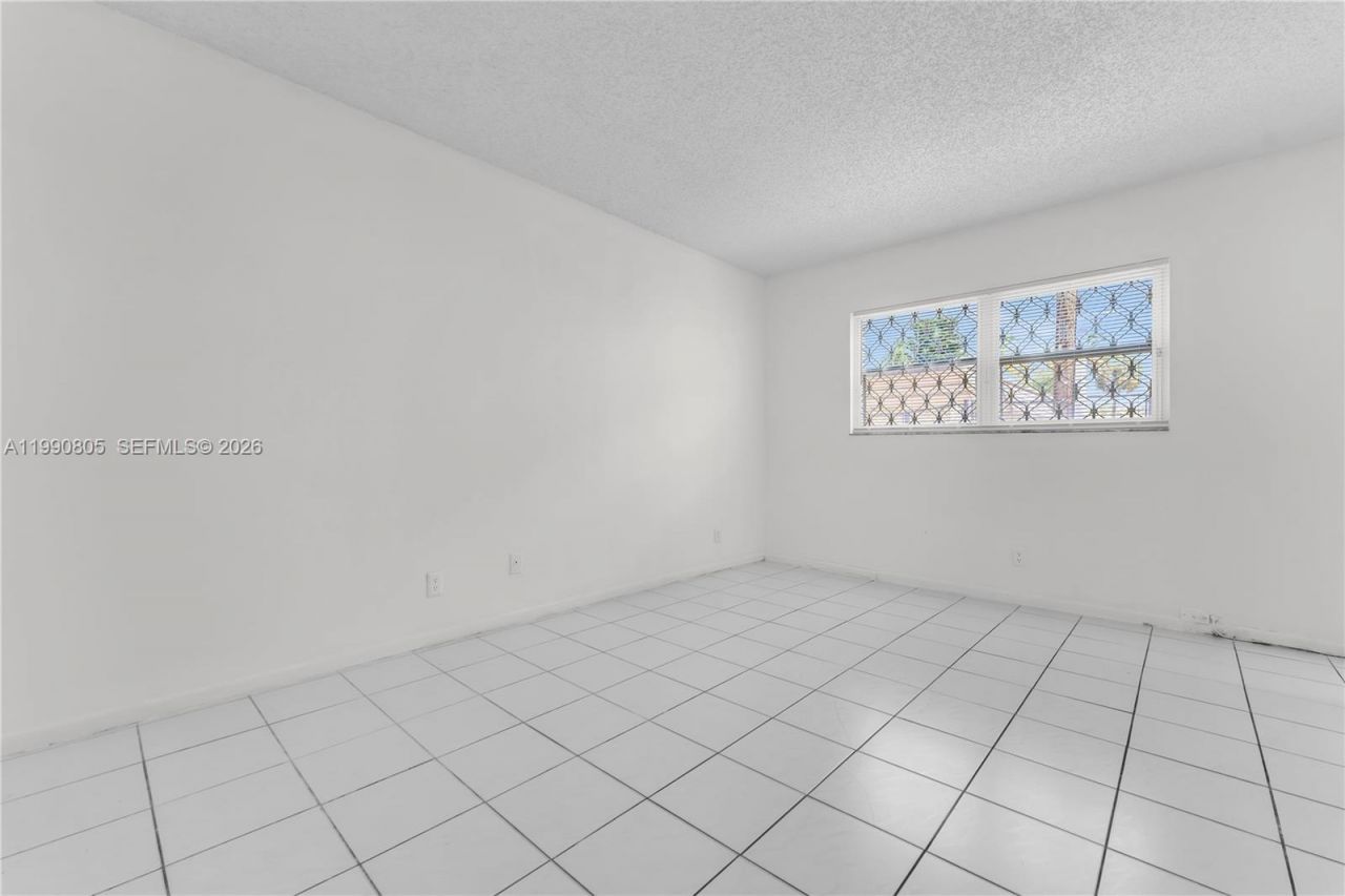 321 SW 1st Ct, Unit K-4, Pompano Beach, FL 33060 Photo
