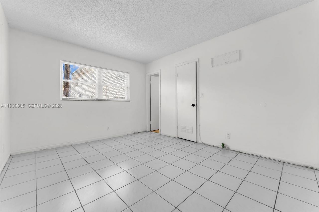 321 SW 1st Ct, Unit K-4, Pompano Beach, FL 33060 Photo
