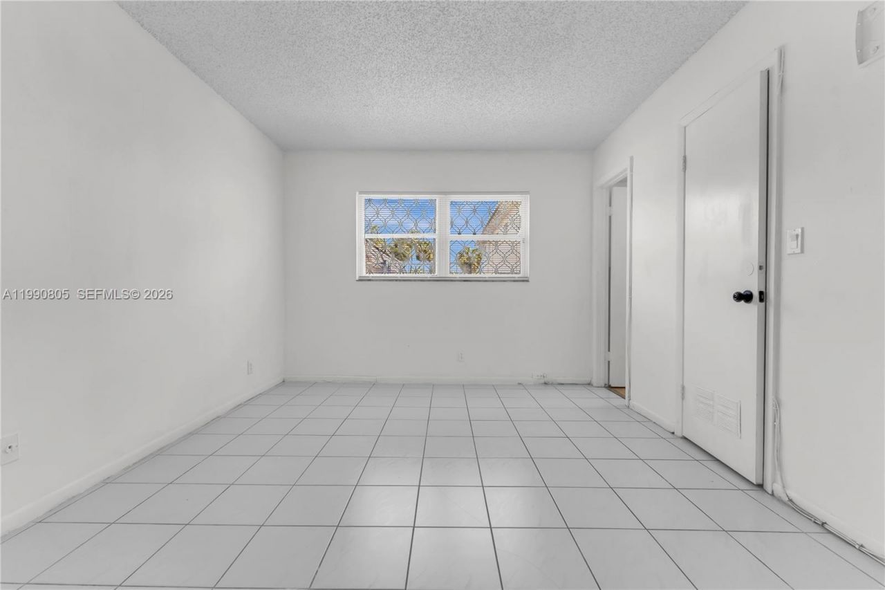 321 SW 1st Ct, Unit K-4, Pompano Beach, FL 33060 Photo