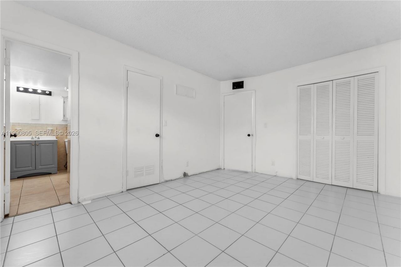 321 SW 1st Ct, Unit K-4, Pompano Beach, FL 33060 Photo